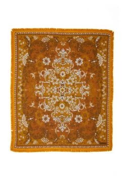 Rustic White & Wood Wandering Throw - Ginger