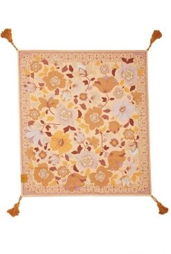 Rustic White & Wood Grandé Fleur Picnic Rug - Dawn Wandering Folk Picnic Rugs