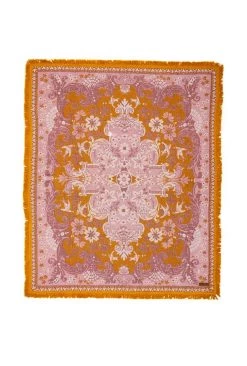 Rustic White & Wood Wandering Throw - Rosé