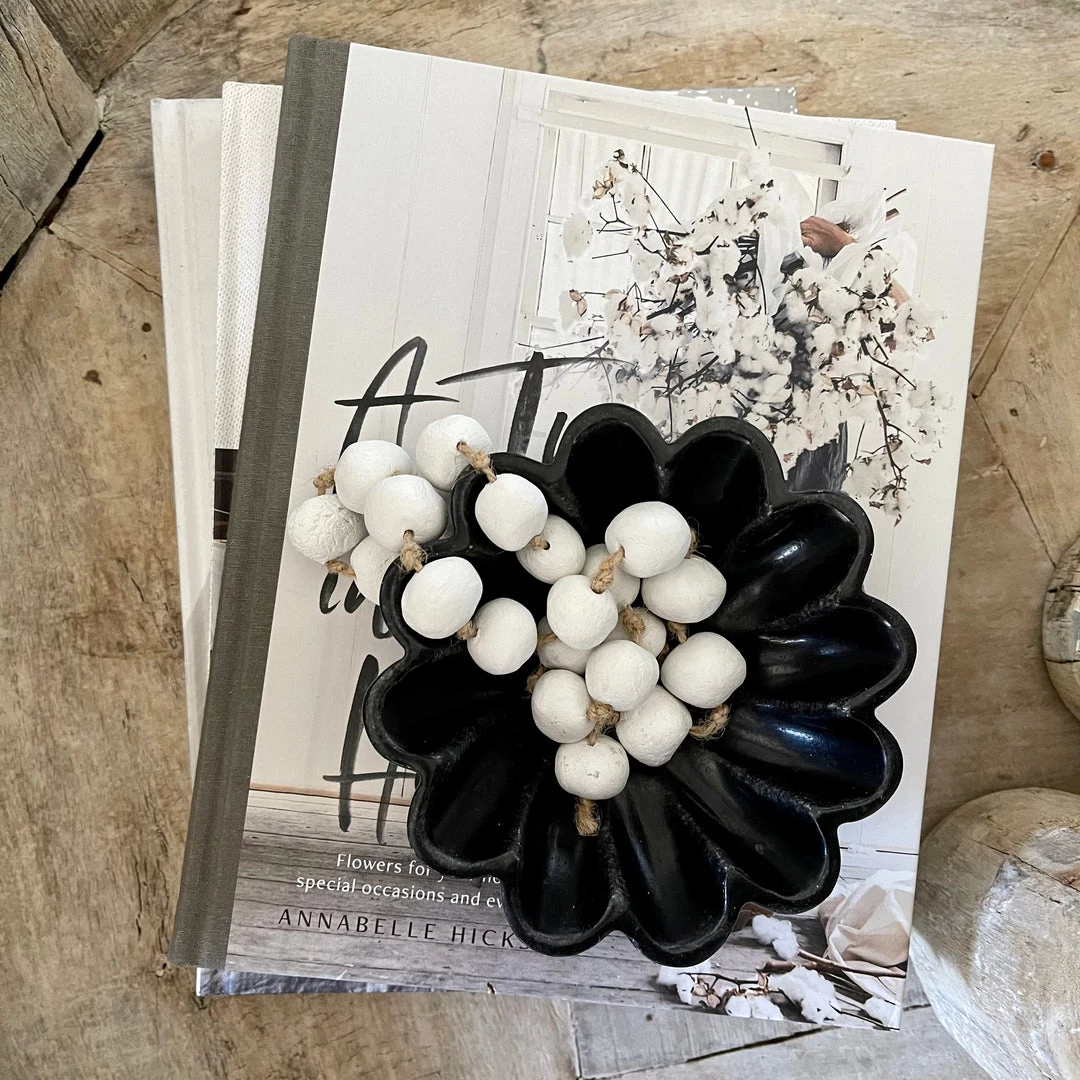 Rustic White & Wood Marble Fluted Bowl - Hand Carved Accessories 9 Rustic White & Wood Marble Fluted Bowl - Hand Carved Accessories