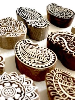 Cheap Rustic White & Wood Store 40 Rustic White & Wood Block Print