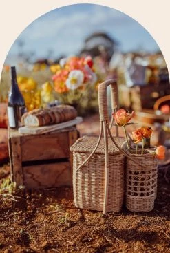 Rustic White & Wood Wandering Folk Picnic Rugs Lovers Picnic Basket