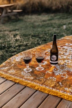 Rustic White & Wood Wandering Throw - Ginger